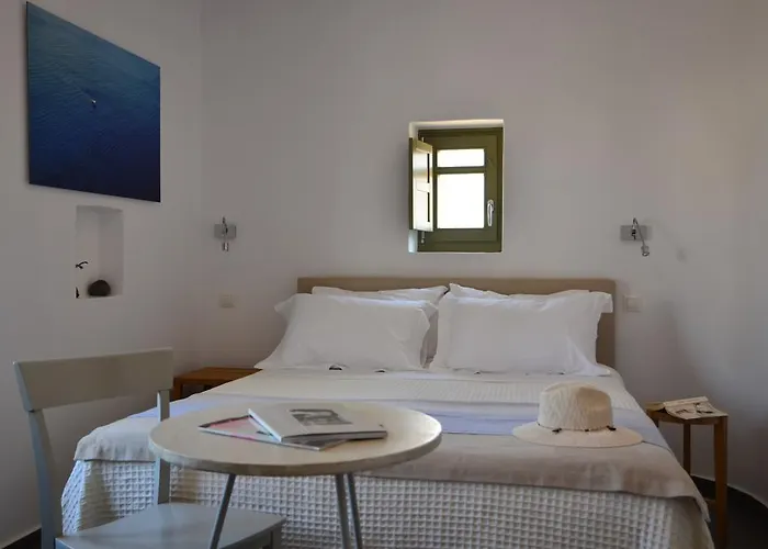 Vorina Ktismata أمورجوس